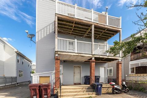 11 Forest Ave, Everett, MA 02149 photo 9