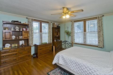 42 Rollins St, Springfield, MA 01109 photo 12