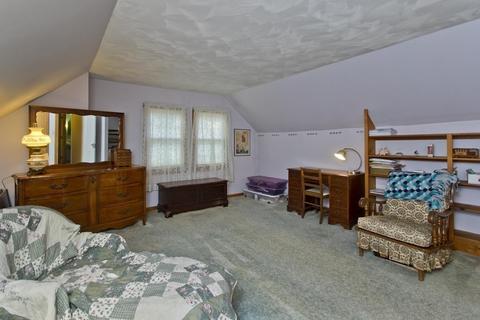 42 Rollins St, Springfield, MA 01109 photo 17