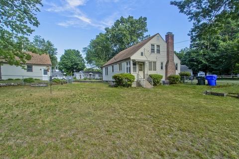 42 Rollins St, Springfield, MA 01109 photo 24