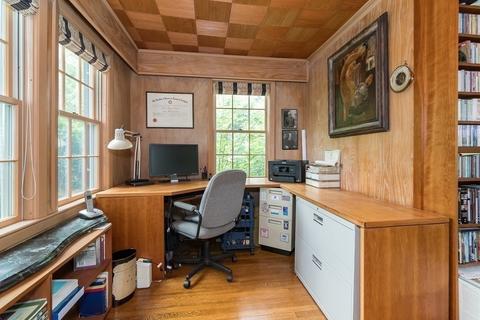 33 Risley Rd, Newton, MA 02465 photo 7