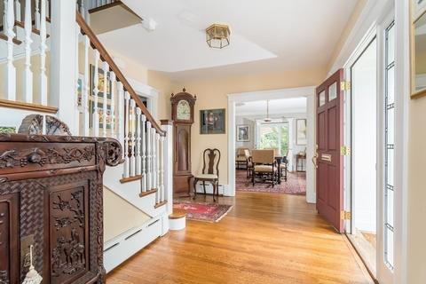 33 Risley Rd, Newton, MA 02465 photo 2