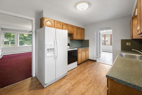 66 Granger St, Springfield, MA 01119 photo 5