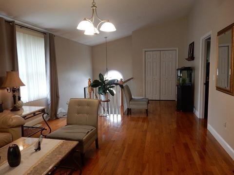 93 Apple Creek Ln, Fall River, MA 02720 photo 5