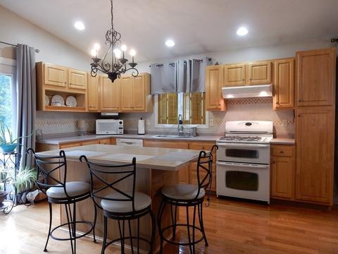 93 Apple Creek Ln, Fall River, MA 02720 photo 13
