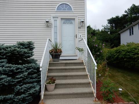 93 Apple Creek Ln, Fall River, MA 02720 photo 3