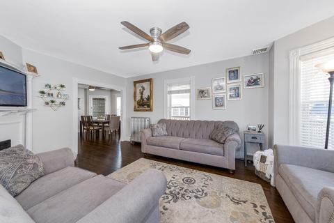 11 Madison Ave, Gloucester, MA 01930 photo 6