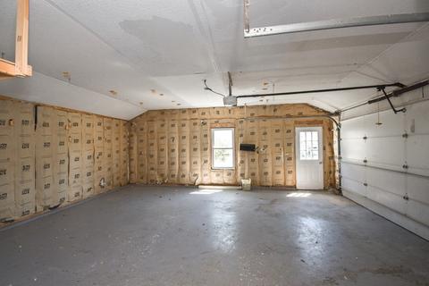 10 Pinebrook Dr, Easthampton, MA 01027 photo 32