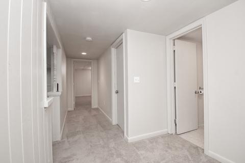10 Pinebrook Dr, Easthampton, MA 01027 photo 24