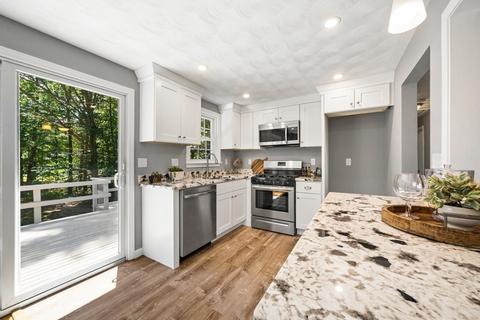 34 Cape Cod Ln, Hanover, MA 02339 photo 12