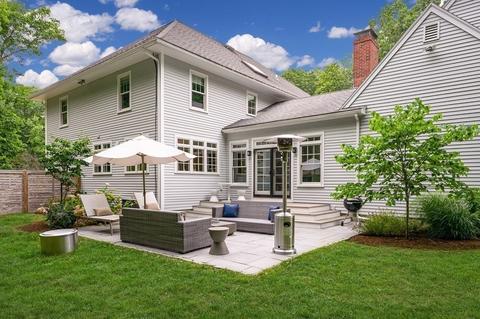 80 Lazell St, Hingham, MA 02043 photo 2