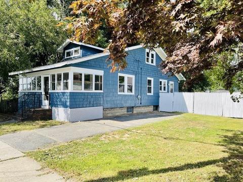 23 Harvey St, Springfield, MA 01119 photo 2