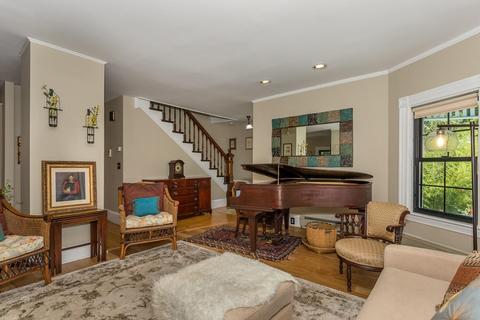 61 Leonard St, Canton, MA 02021 photo 9