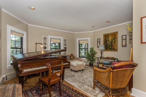 61 Leonard St, Canton, MA 02021 photo 8