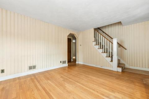 111 Sunset Ave, Dedham, MA 02026 photo 9