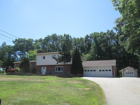 15 Eagle Dr, Dudley, MA 01571 photo 2