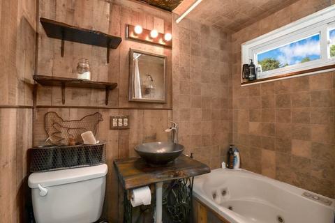 307 Middle Rd, Acushnet, MA 02743 photo 17