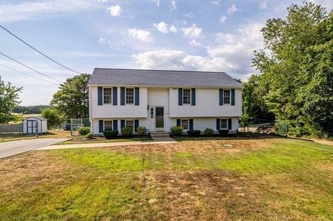 104 Charge Pond Rd, Wareham, MA 02571 photo 1