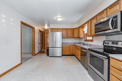 2 Ridge Rd, Erving, MA 01344 photo 6