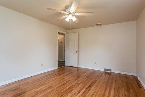 8 Bonneta Cir, Chicopee, MA 01020 photo 13