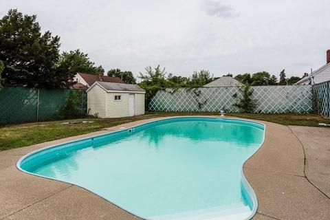 8 Bonneta Cir, Chicopee, MA 01020 photo 18