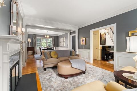 126 Dedham St, Dover, MA 02030 photo 3