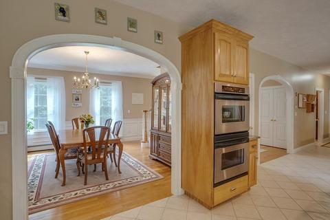 109 Lyman Rd, Berlin, MA 01503 photo 9