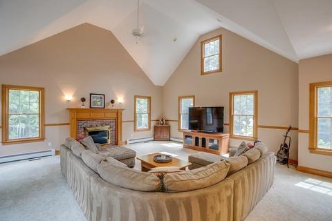 109 Lyman Rd, Berlin, MA 01503 photo 5