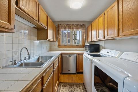134 Prospect St, Gloucester, MA 01930 photo 9
