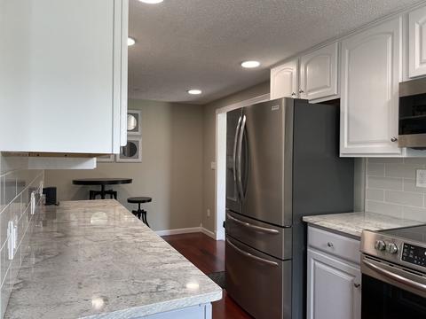 40 Squirrel Rd, Springfield, MA 01108 photo 3