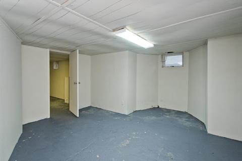 19 Yale St, Springfield, MA 01109 photo 34
