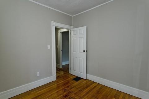 19 Yale St, Springfield, MA 01109 photo 24