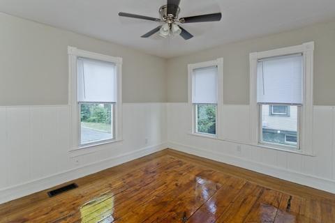 19 Yale St, Springfield, MA 01109 photo 11
