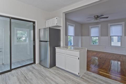 19 Yale St, Springfield, MA 01109 photo 14