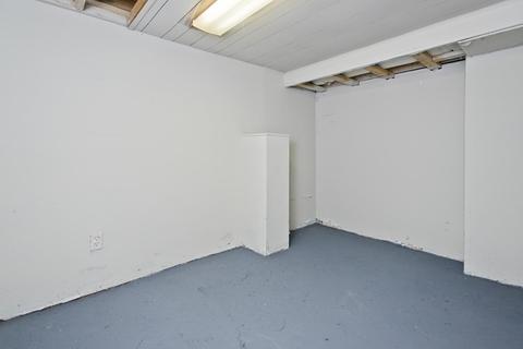 19 Yale St, Springfield, MA 01109 photo 33