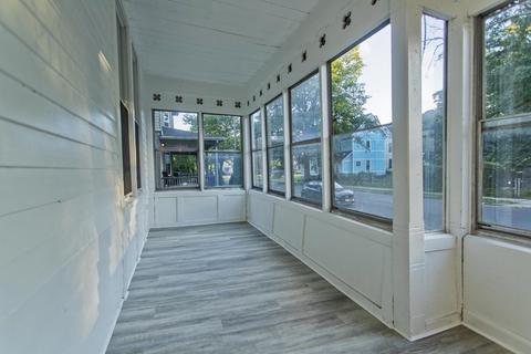 19 Yale St, Springfield, MA 01109 photo 36