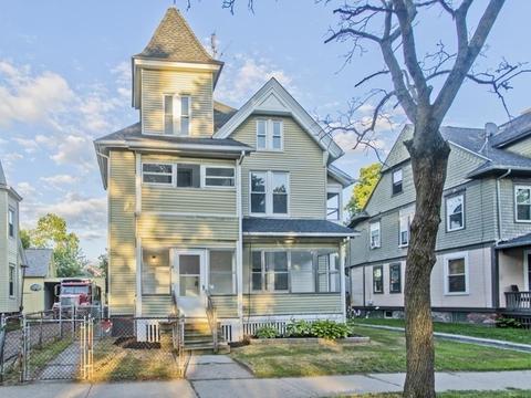 19 Yale St, Springfield, MA 01109 photo 1