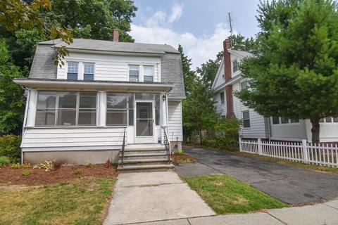 28 Virginia St, Springfield, MA 01108 photo 4