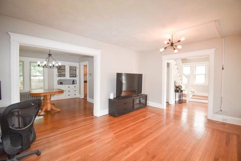 28 Virginia St, Springfield, MA 01108 photo 16