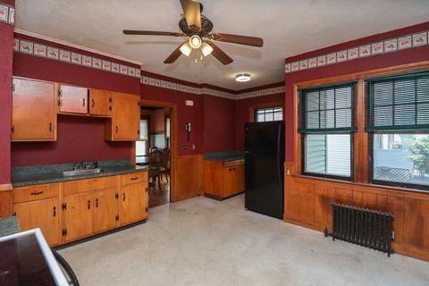 145 Dickinson St, Springfield, MA 01108 photo 11