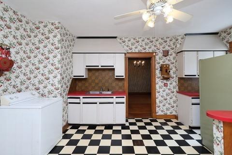 145 Dickinson St, Springfield, MA 01108 photo 23