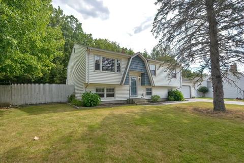 28 3rd St, Webster, MA 01570 photo 2