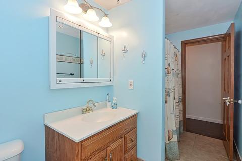 28 3rd St, Webster, MA 01570 photo 14