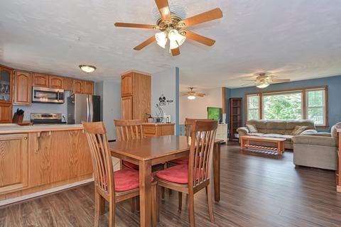 28 3rd St, Webster, MA 01570 photo 8