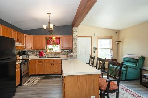 4 Kenyon Ave, Worcester, MA 01604 photo 7