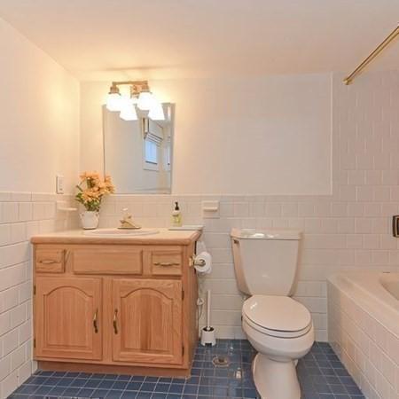 35 Laurel Dr, Needham, MA 02492 photo 38