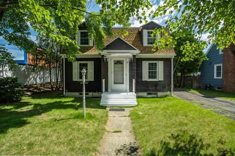 15 Lucerne Rd, Springfield, MA 01119 photo 1