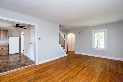 15 Lucerne Rd, Springfield, MA 01119 photo 5