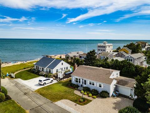 89 Bluff Ave, Mashpee, MA 02649 photo 1