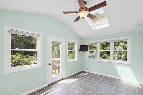 4 Michael Ln, Sterling, MA 01564 photo 11